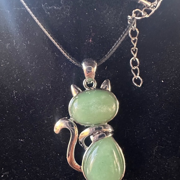 Charms - Picture 9 of 11